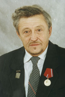 �.�.�����������                              